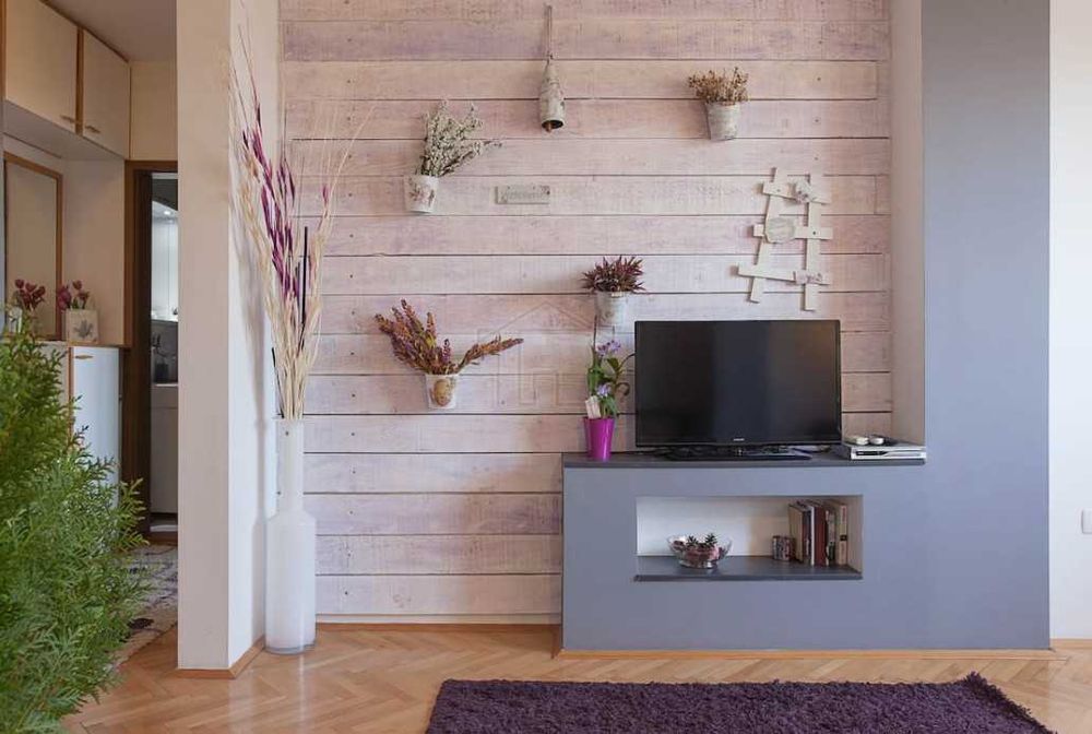 Дава се под наем Двустаен апартамент в Пловдив, Каменица 1 - 56 кв.м за 204 € - Снимка #1