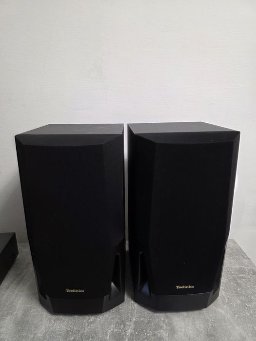 Boxe Technics SB-CH530A în stare perfectă