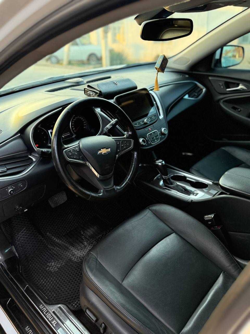 Malibu 2, 4 atmosferniy, holati ideal