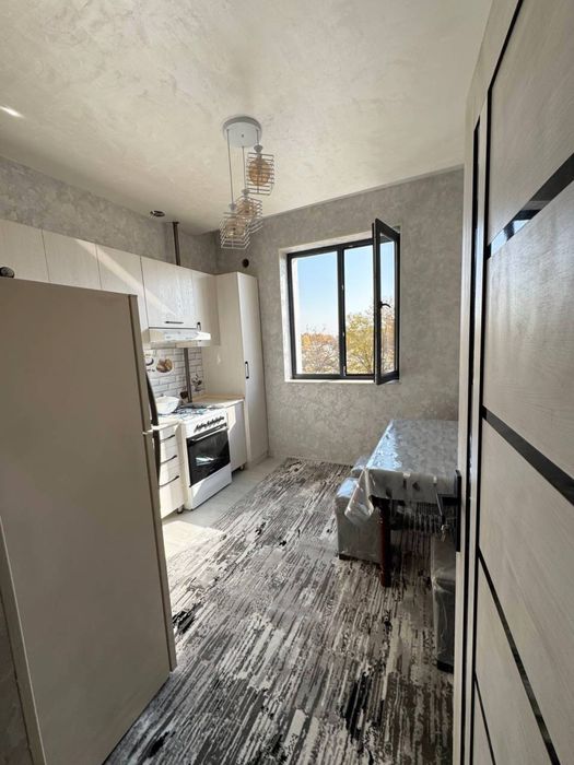 Срочно 2х 10микрарайоне Навастройка сдаётся