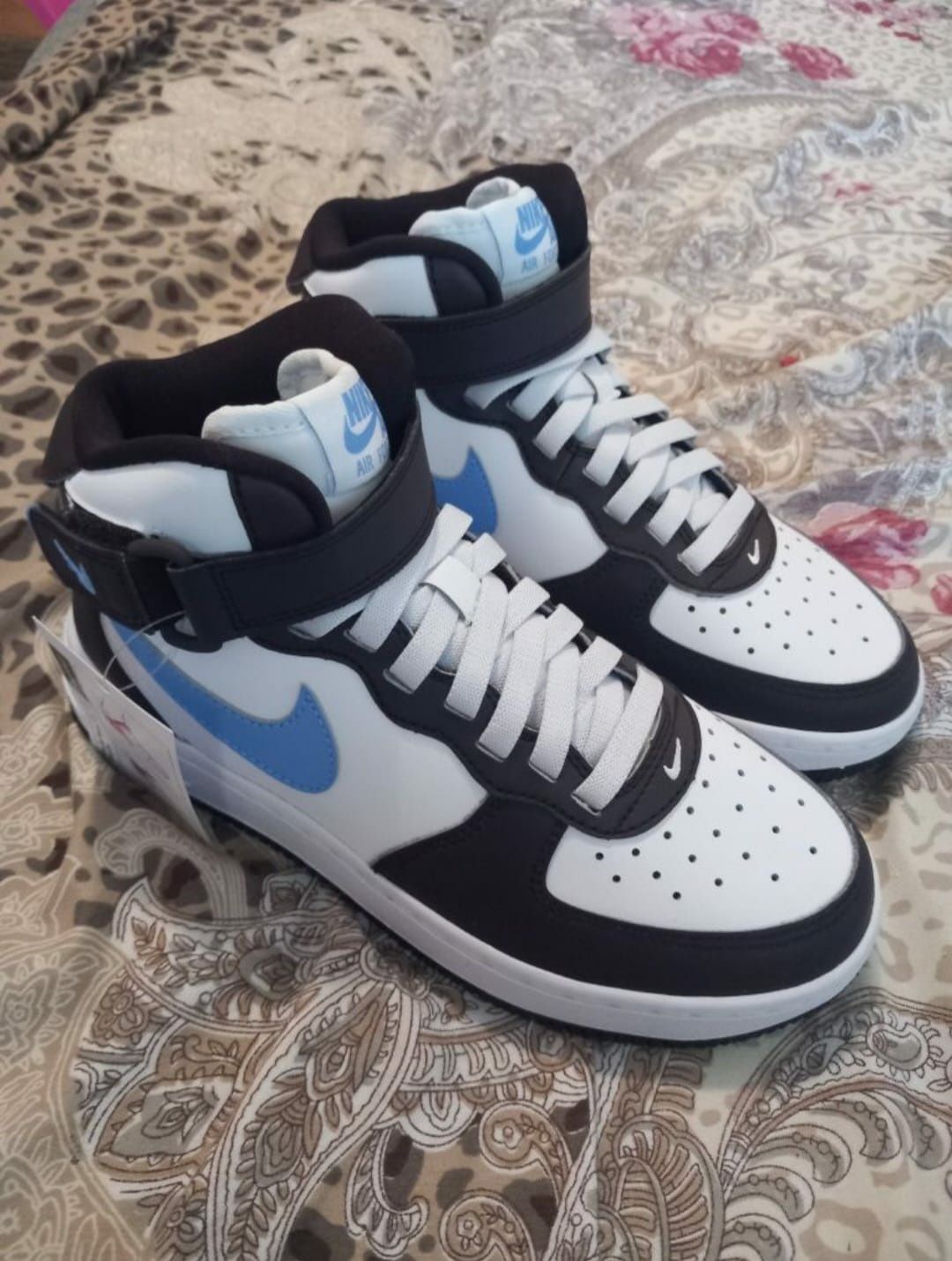 Nike Air Force 1 37.5 nou cu eticheta