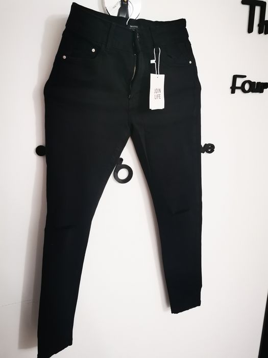 Blugi bershka, noi, m38