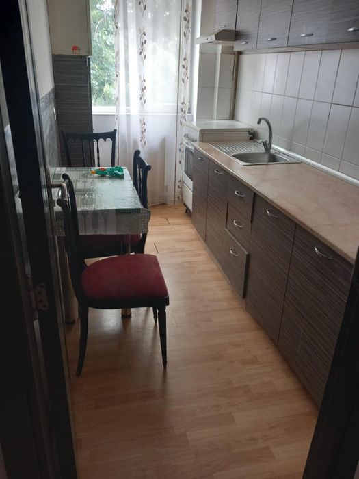 Apartament 3 camere bacau pe Nicu enea