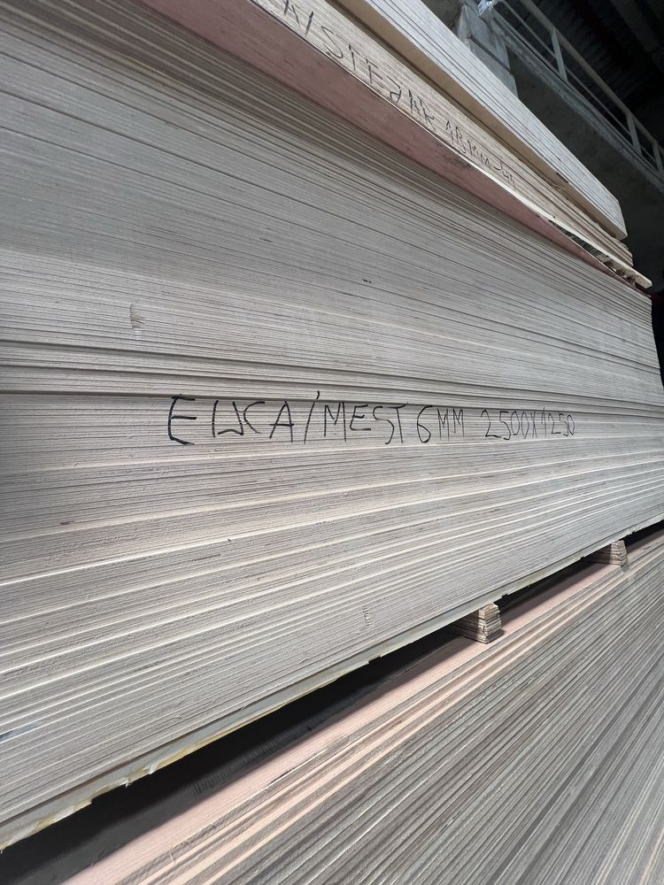 Placaj Eucalipt Furniruit Fag 4mm(2440x1220)