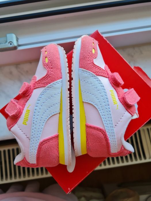 Adidași Puma mărime 20