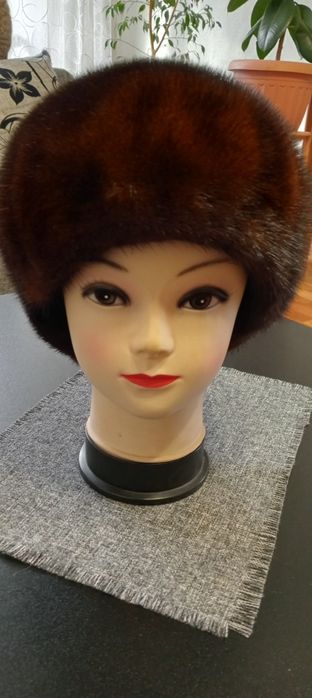Продам берет норковый