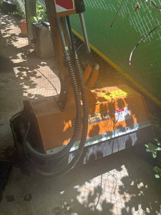 Tocatoare BERTI FB/P 400 noua, brat hidraulic  pentru santuri, canale