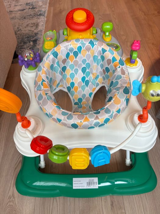 Проходилка Caretero Stepp