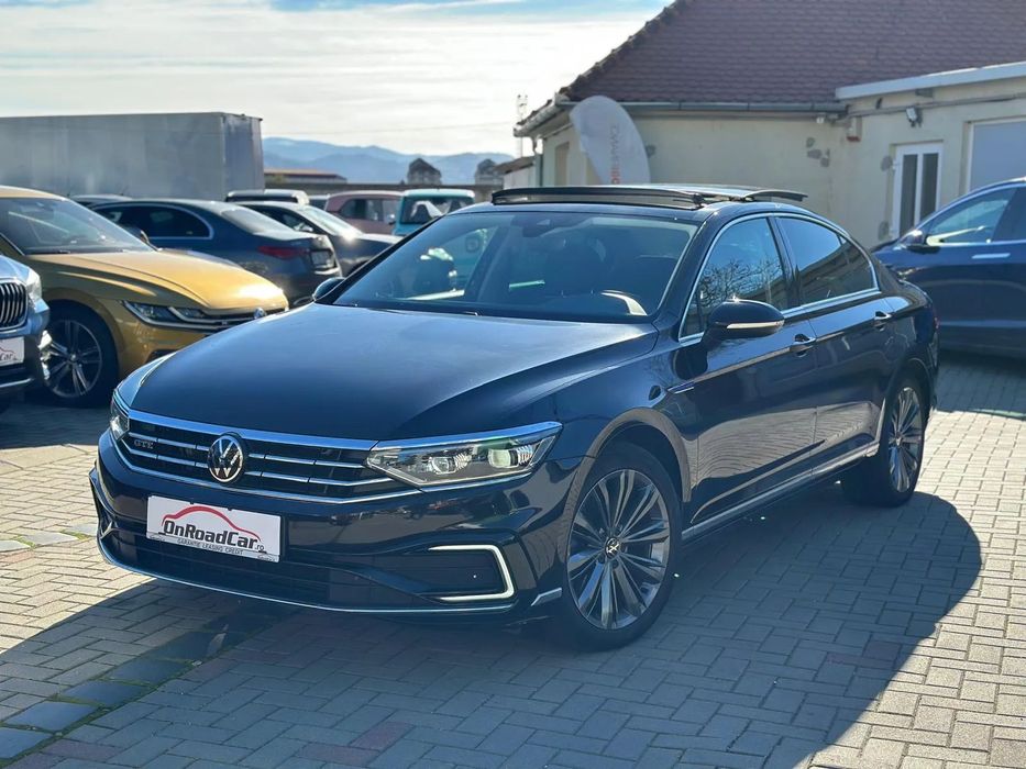 Volkswagen Passat VW Passat GTE 1.4TSI DSG 218CP Trapa LED Camera Garantie Finantare
