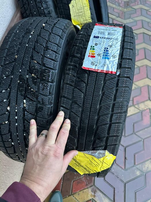 Vând 4 anvelope de iarnă 185.65.R15