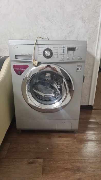 Продам стиральную машинку.