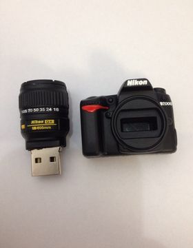 Фотоапарат Nikon , USB 32 ГБ , флаш памет , флашка камера Никон