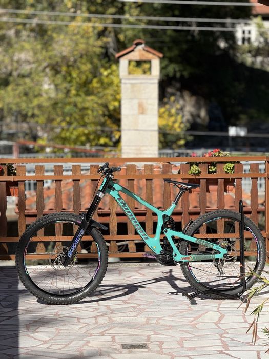 Велосипед за спускане Propain Rage CF 2020 L 27.5