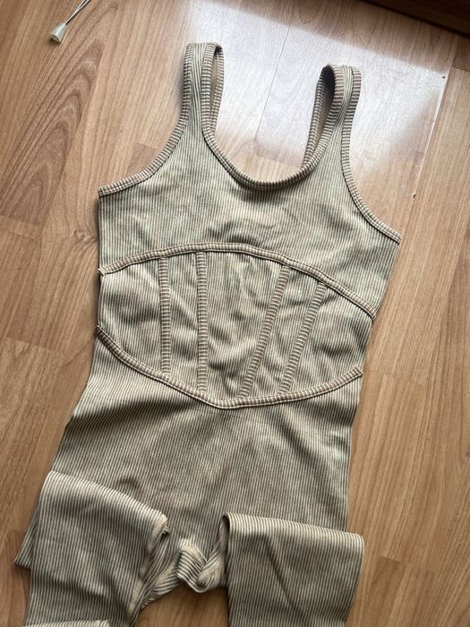 Комплект клин и бюстие, гащеризон