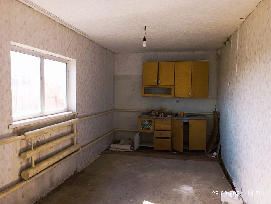 Продам дом не подалеку от города