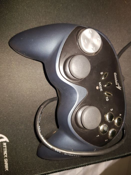 Геймпад genius официальный