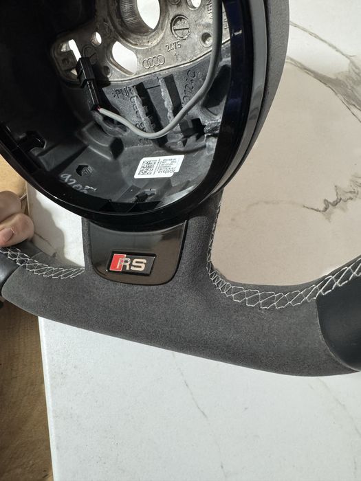 волан ауди audi алкантара с пера