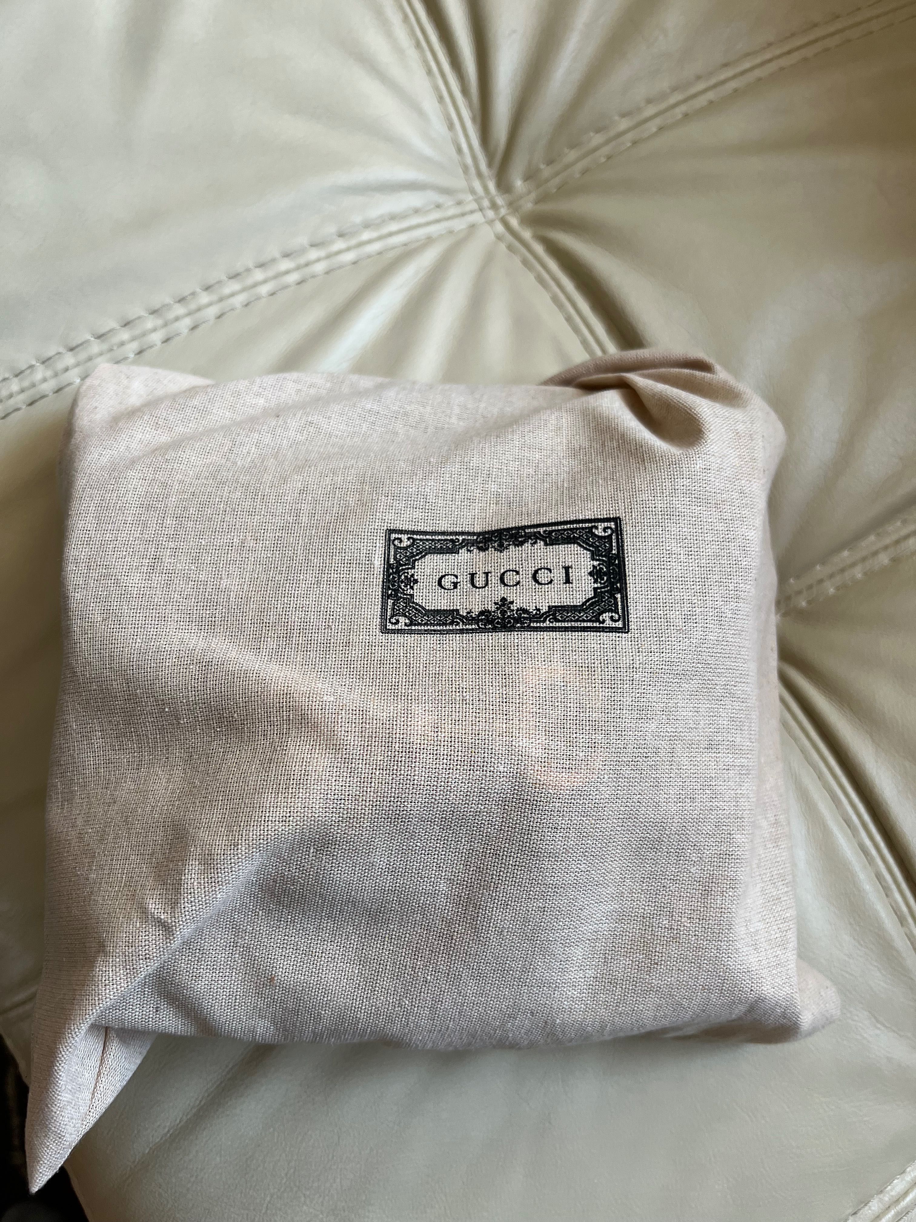 Оригинална дамска чанта Gucci Horsebit 1955 Mini Rounded Shoulder Bag.