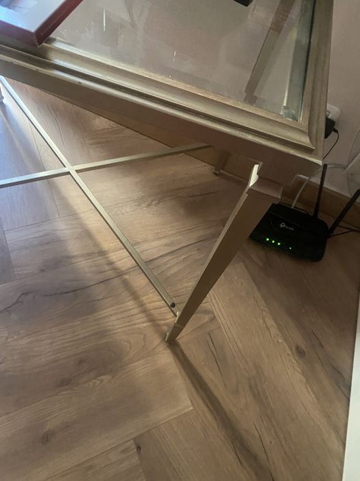 Măsuta colț Ethan Allen stare foarte bună.