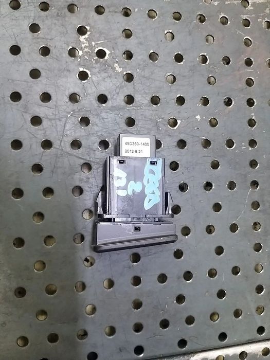 Buton avarii kia ceed 2 jd 49d3601400