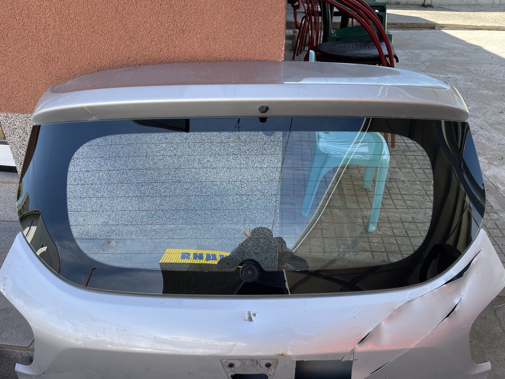 Dacia Spring Задно Стъкло