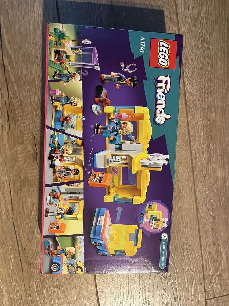 LEGO Friends NOU SIGILAT- Furgoneta pentru salvarea cainilor (41741)