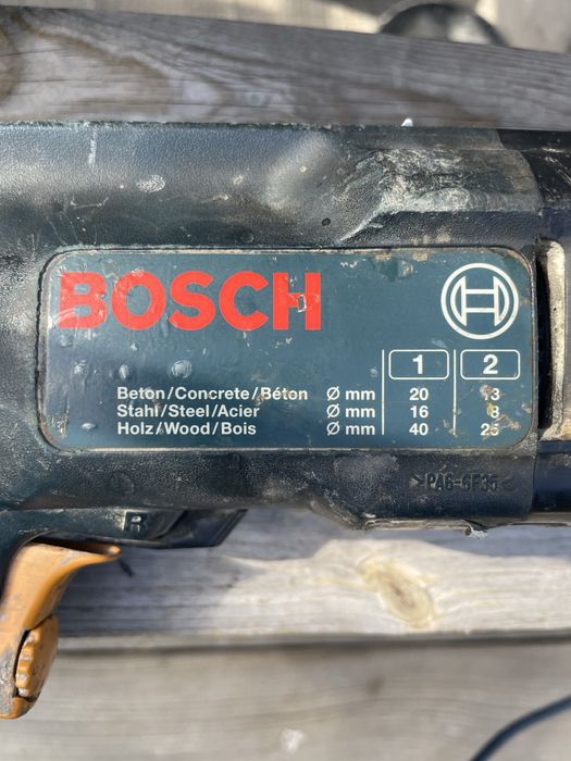 Ударна Бормашина Син Bosch GSB 20 - 2RCE работещ, за части