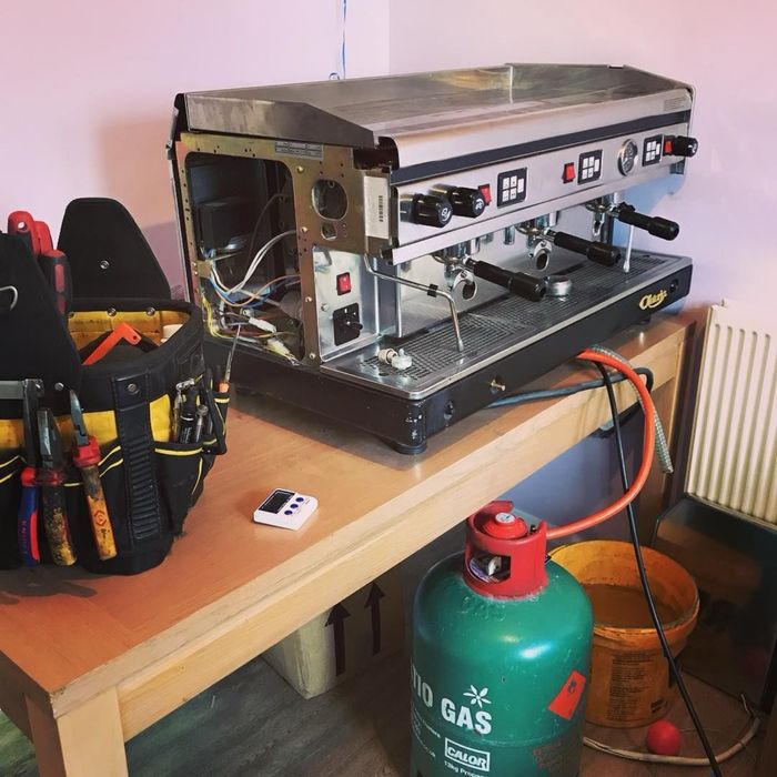 Ремонт и профилактика  кофемашин.