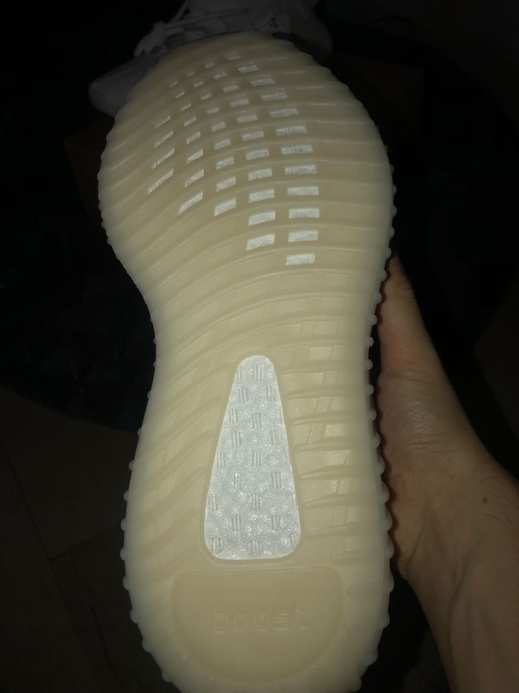 Adidas Yeezy Boost 350 V2 Triple White / Cream White