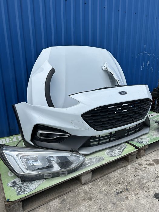 Capotă , trager, bară față, faruri Ford Focus 4  Active 2019