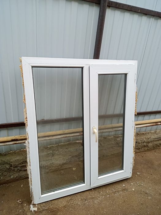 Продам пластиквые окно