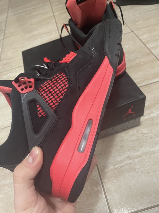 Jordan 4 Red Thunder