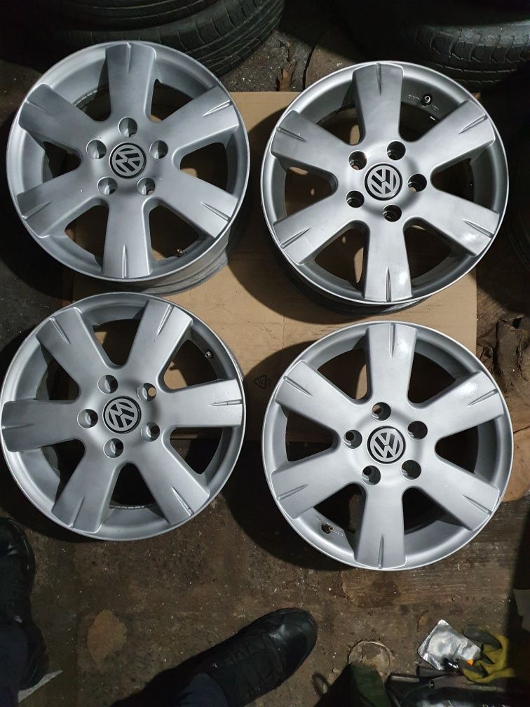 5/112/15 vw caddy golf 5  оригинални джанти 15 цола за vw