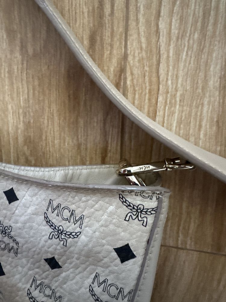 Оригинална чанта MCM Patricia Visetos Hobo