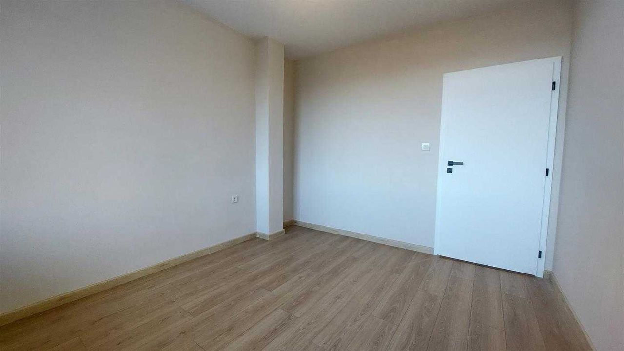 Продава се Тристаен апартамент в Габрово, Център - 62 кв.м за 1358 €/кв.м - Снимка #13