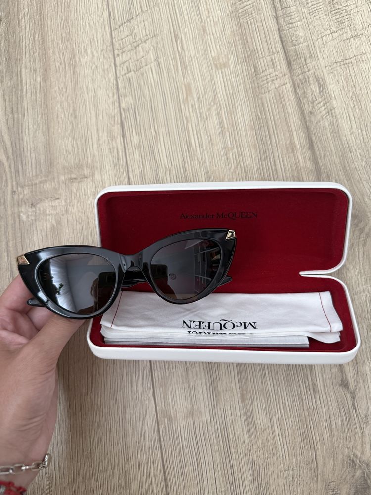 Ochelari de soare dama Alexander McQueen originali