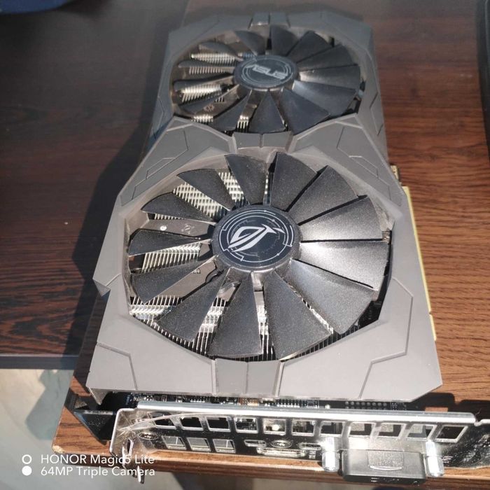 Видеокарта ASUS STRIX Radeon RX 560 O4G GAMING