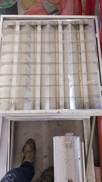 Предлагам ламиносценни лампи за вграждане