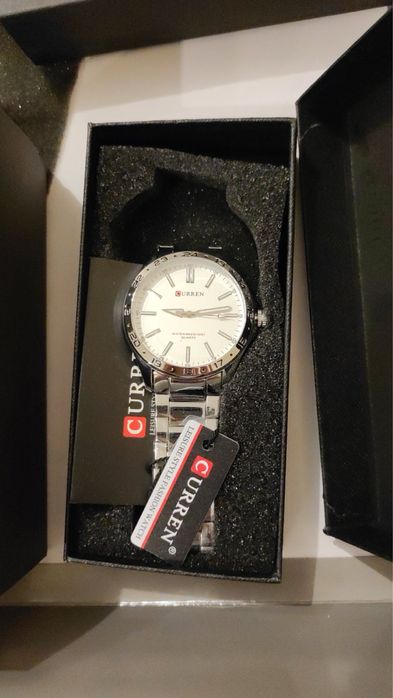 Часовник чисто нов