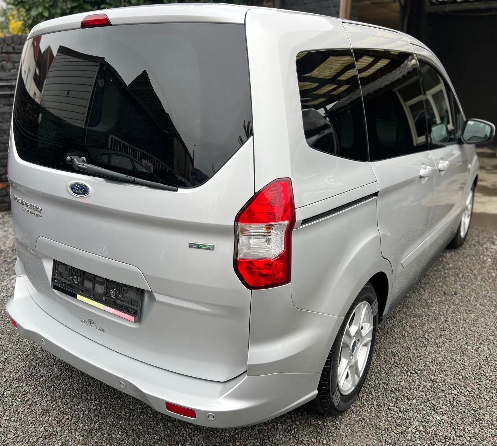 Ford Tourneo Courier 1.5 TDCi двигател XVCC, 95 кс., 5 ск., 48 000 км.