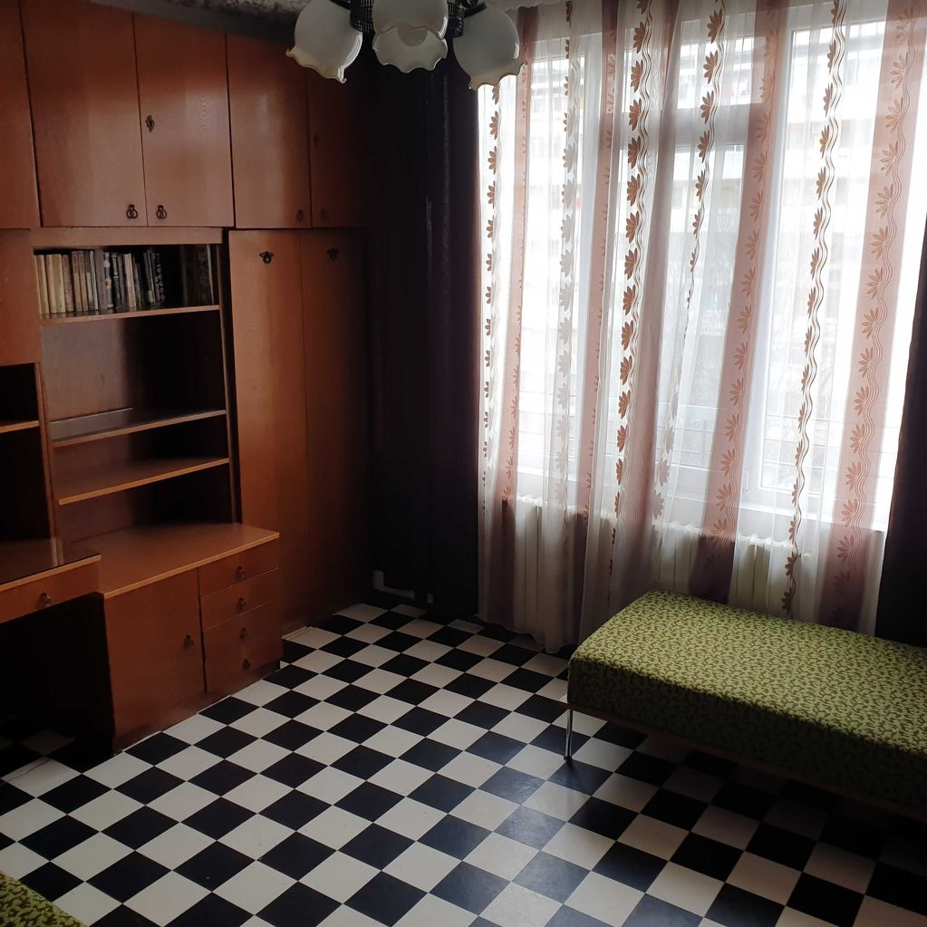 Дава се под наем Къща в Бургас, Ветрен - 220 кв.м за 750 € - Снимка #16