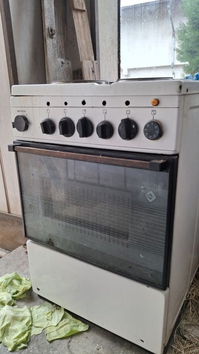 Готварска печка с котлони