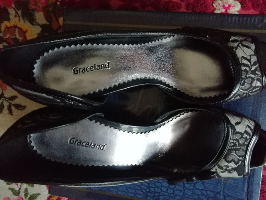 Pantofi mărimea nr38