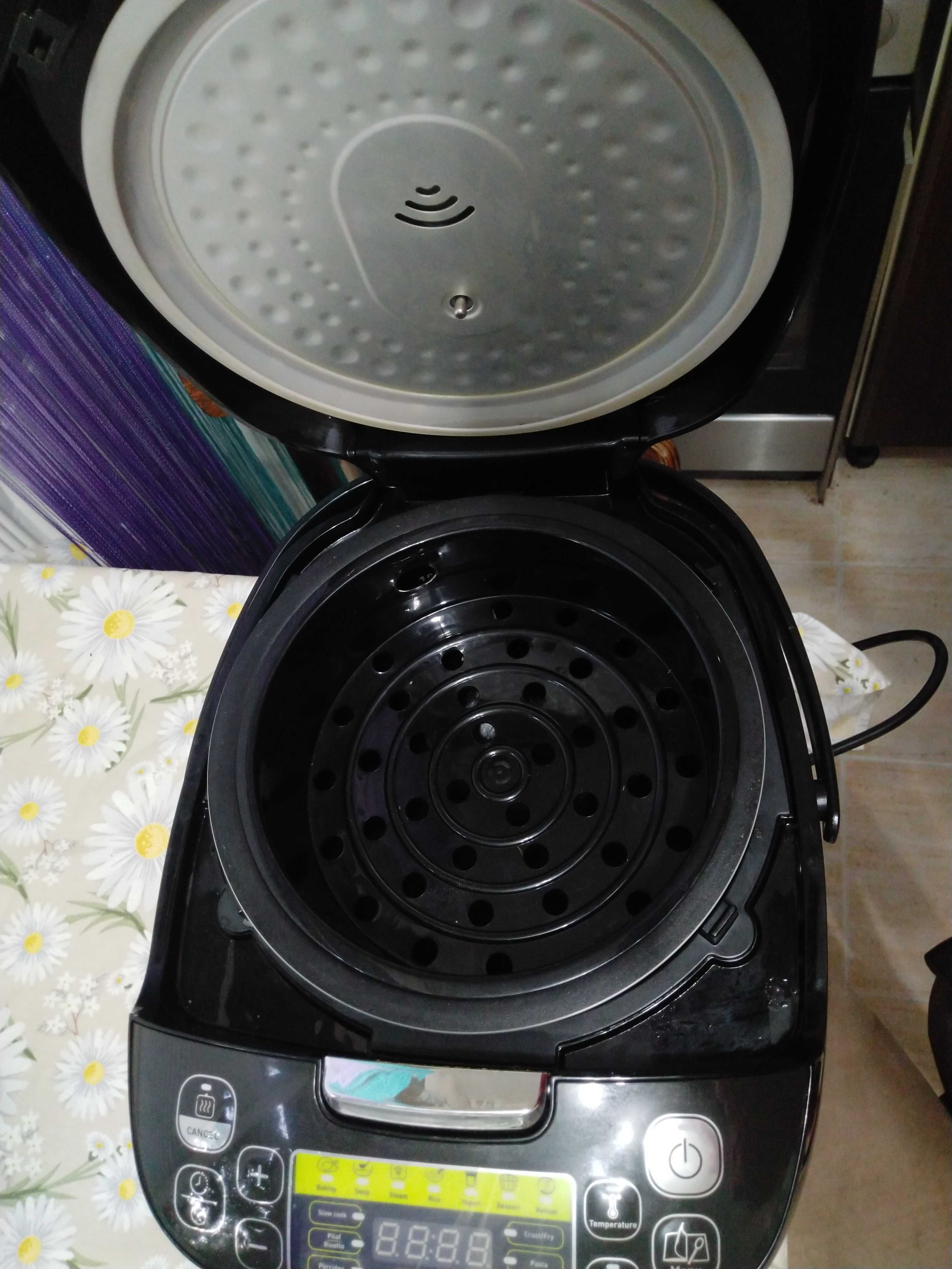 Мултикукър Tefal 16 в 1