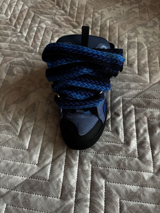 Lanvin curb dark blue