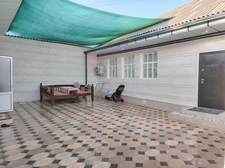 Ховли уй сотилади