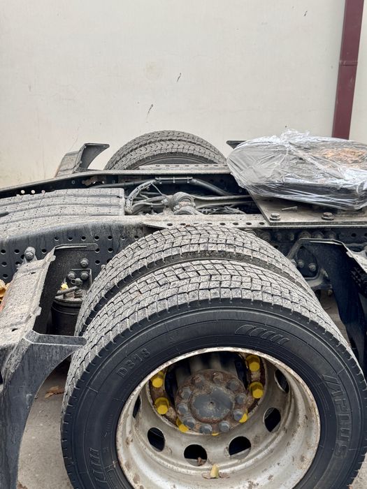 Тягач Actros 2015 mega