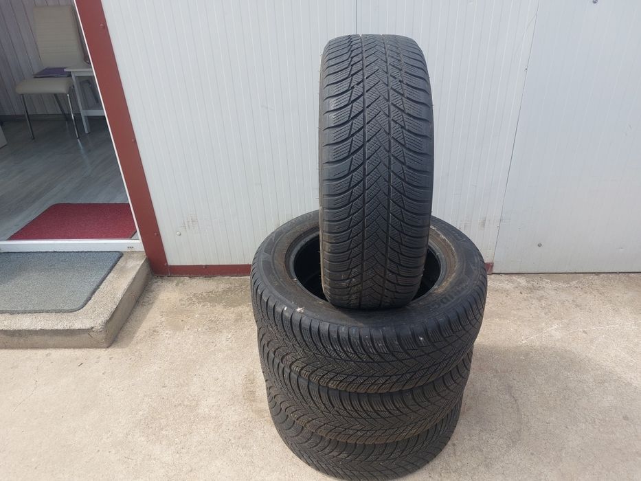 125 lei bucata! Set anvelope M+S/IARNA 225 60 17 Bridgestone dot 2019