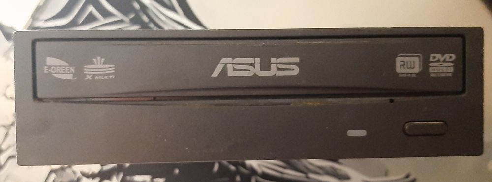 Продам компьютер по запчастям/целиком