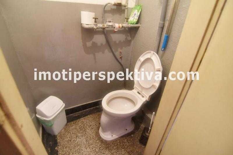 Продава се Тристаен апартамент в Пловдив, Христо Смирненски - 86 кв.м за 1047 €/кв.м - Снимка #11